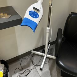 Teeth whitening supplies *READ DESCR