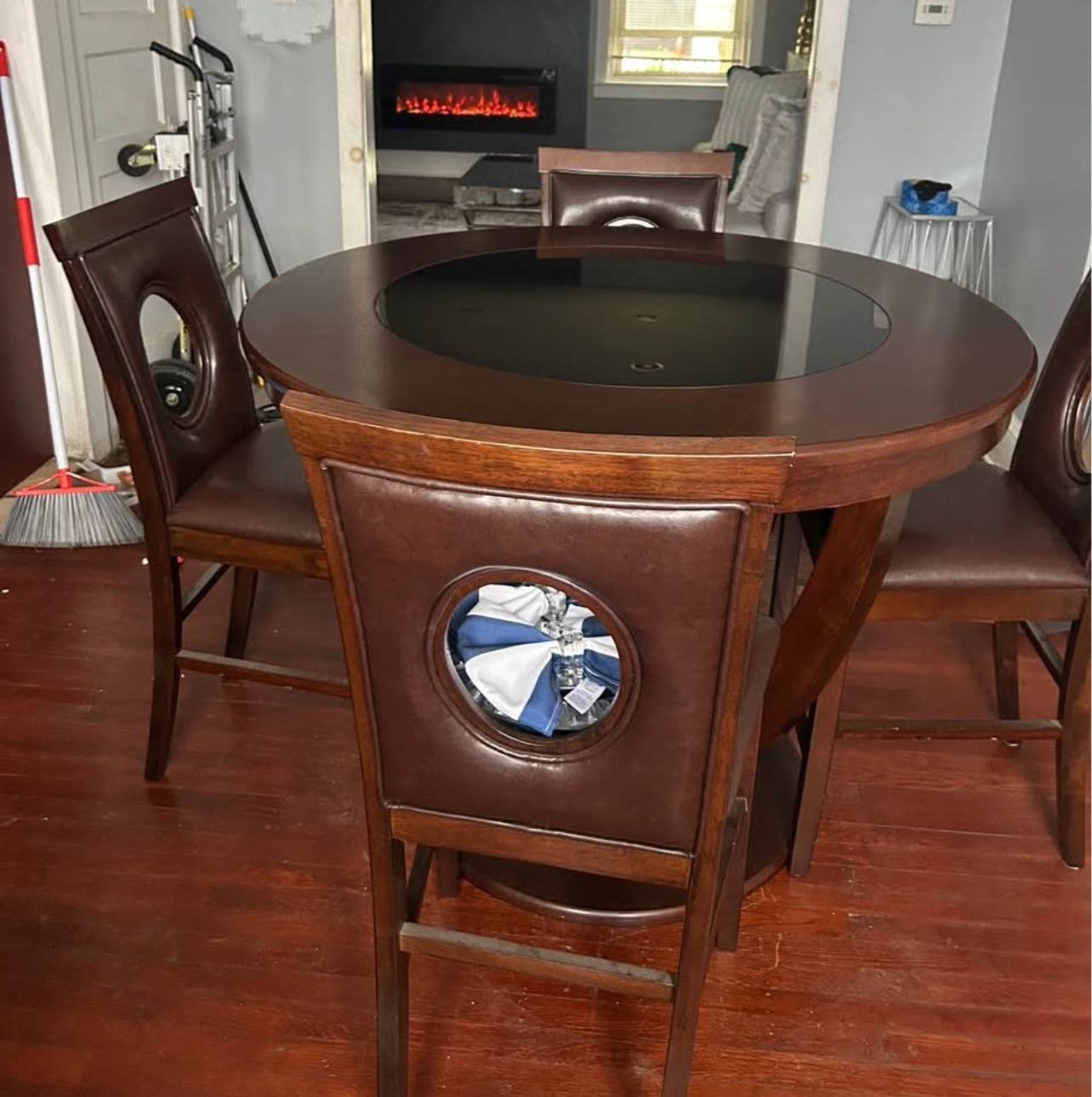 Cherrywood Dining Set