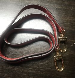 louis vuitton with red strap