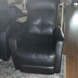 Leather Recliners 