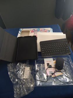 Keyboard ⌨️ and screen protector