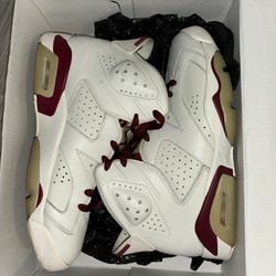 Size 9.5 Jordan Retro 6 Maroons OG All Good Condition Replacement Maroon  Laces 