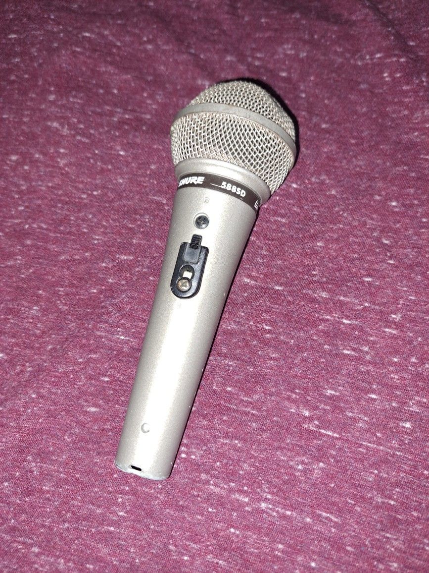 Share 588SD Microphone