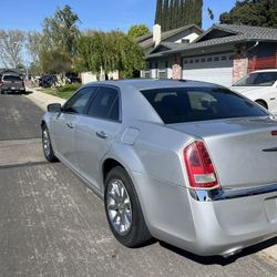 2012 Chrysler 300