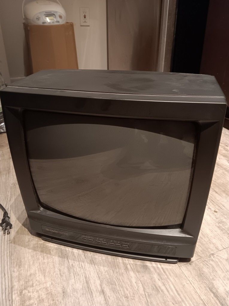 SHARP MODEL 13E-M50 COLOR TELEVISION CRT 13" 1993 RETRO GAMING TV TESTED & WORKS