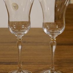 2 Triomphe Wine Glasses