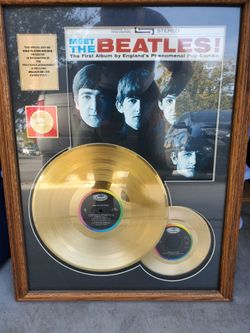 Meet The Beatles Gold Record LP with 45