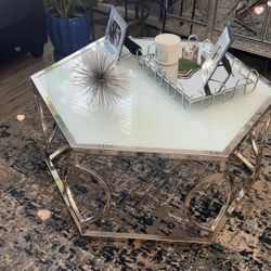 Dinning Room Table Only / Coffee Table