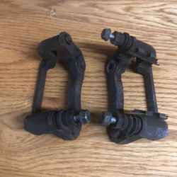 Caliper holder for sonata 2006 to 2010
