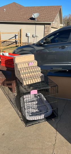 Large Crate/ Doggie Stairs