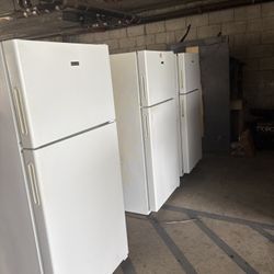 3 Refrgeeradores Hot Point 