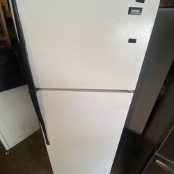 Top Freezer Refrigerator