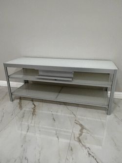 Modern Glass TV Stand / Media Console – Silver