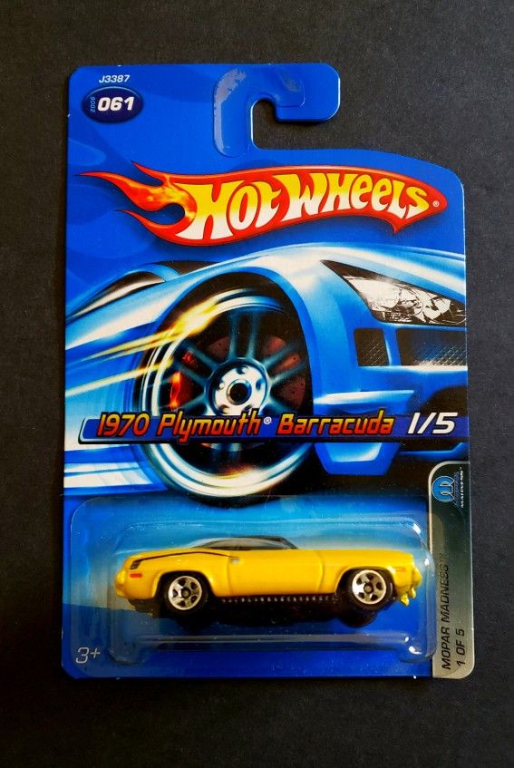 Hot Wheels-1970 Plymouth Barracuda-2005-Vintage-New!