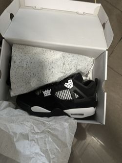 Jordan 4’s