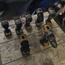 7 Dewalt Impact,hammer Drills Comes With Charger