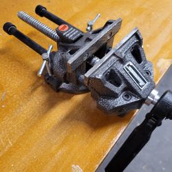 Masterforce 4" Low Profile Vise
