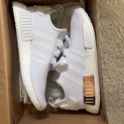 Women’s Nmd R1 Rose gold 