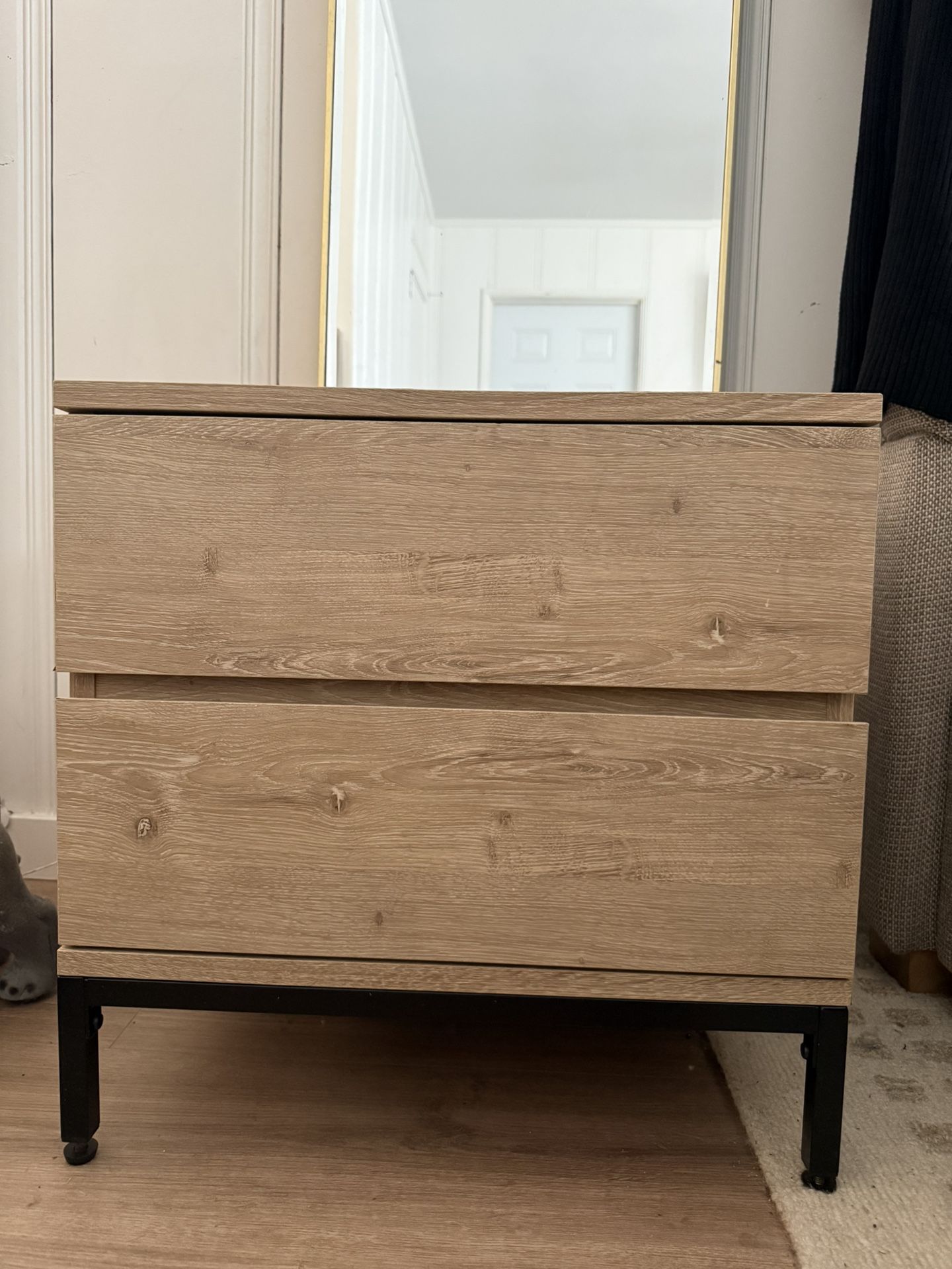 2 Wood Nightstands/ End Tables