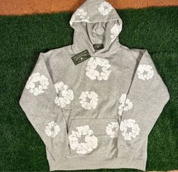 Grey and white denim tears size men’s small