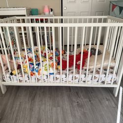 Ikea Crib And Changing Table