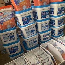 BRAND NEW IN HAND Chlorine LOT - Clorox, HTH 5 Lbs/6 Oz