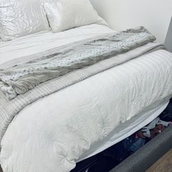 Queen bed frame mattress platform