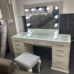 Lightbulb Mirrored Vanity