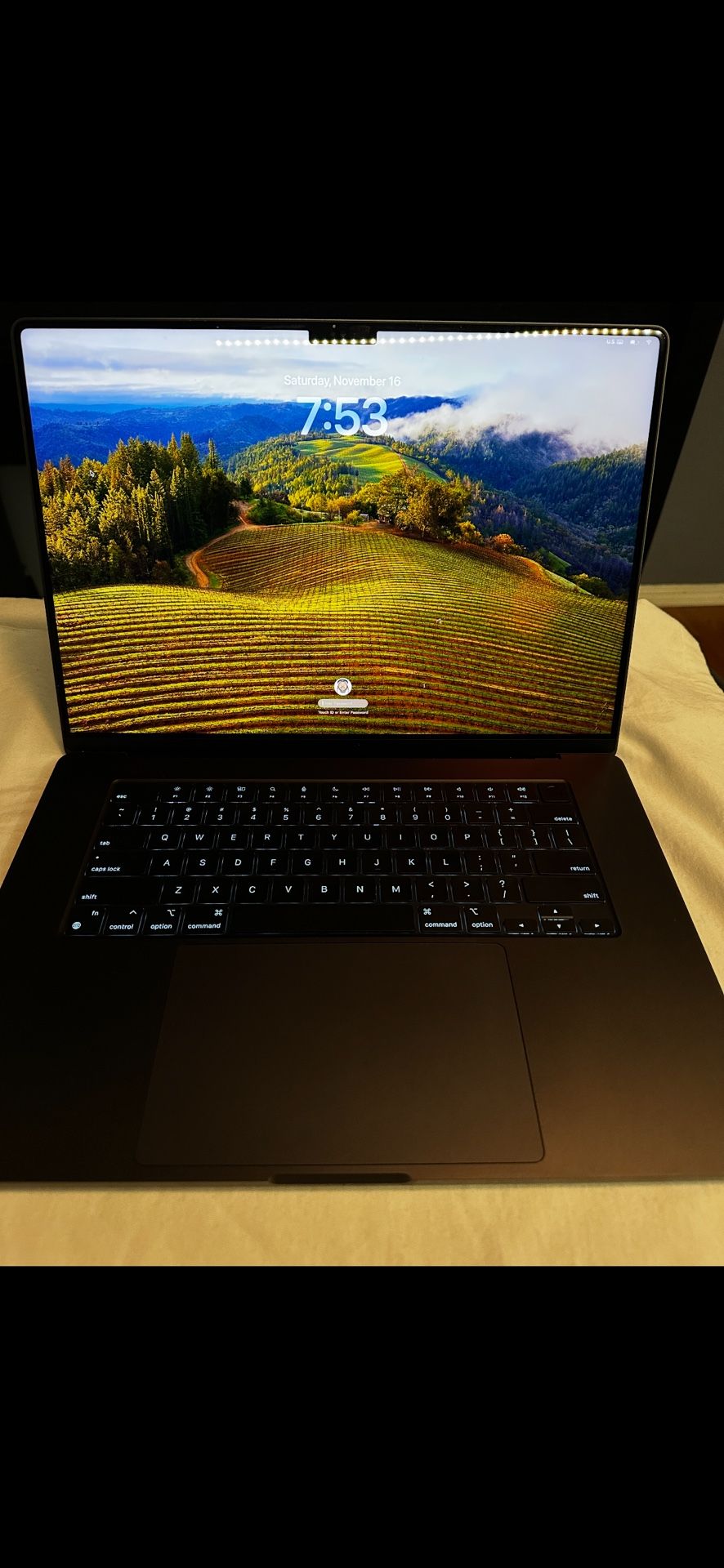 MacBook Pro 16” M3 MAX chip