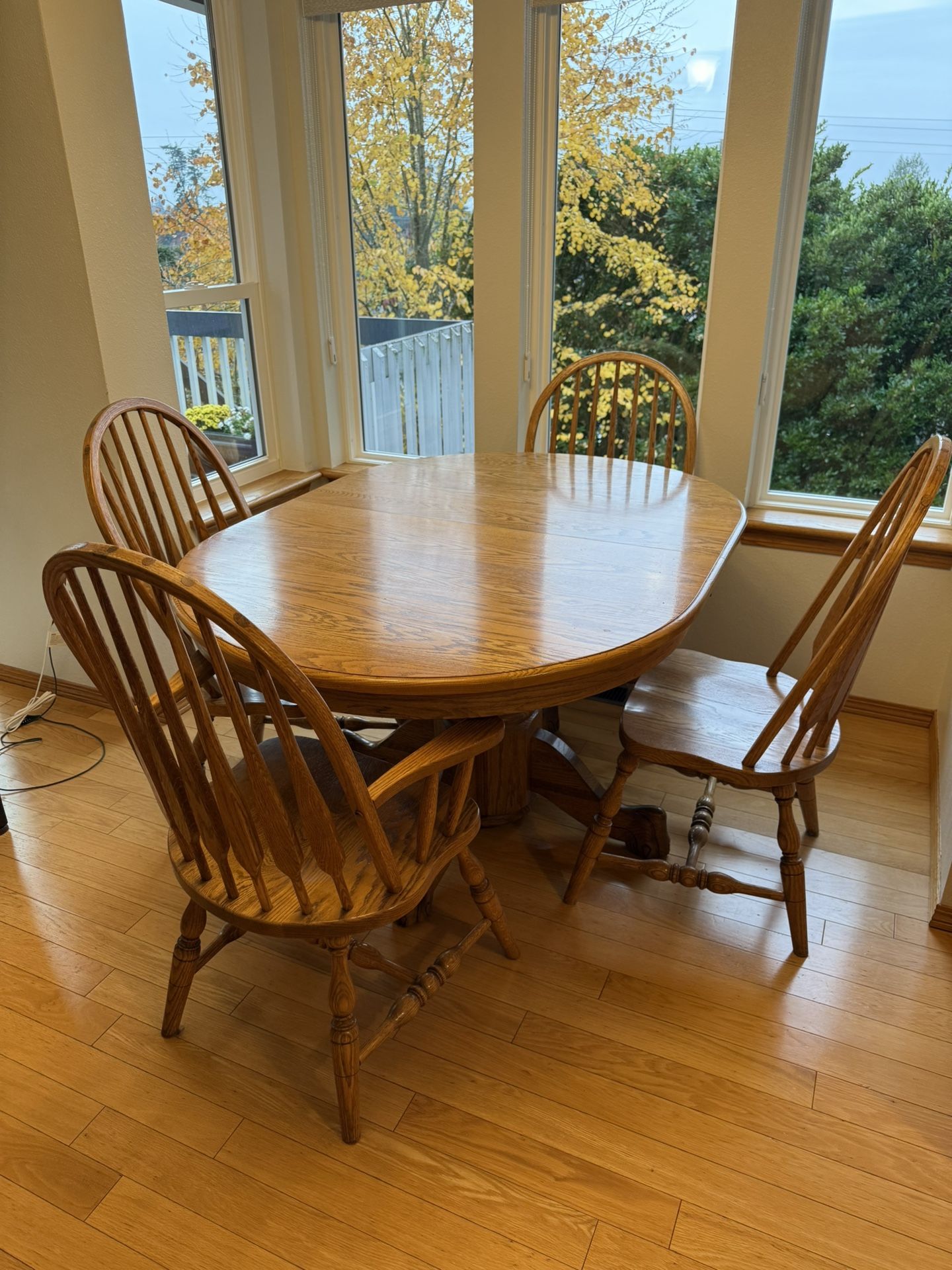 Solid Wood Kitchen Table With Extendable Leaf