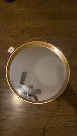 Round Hanging Mirror