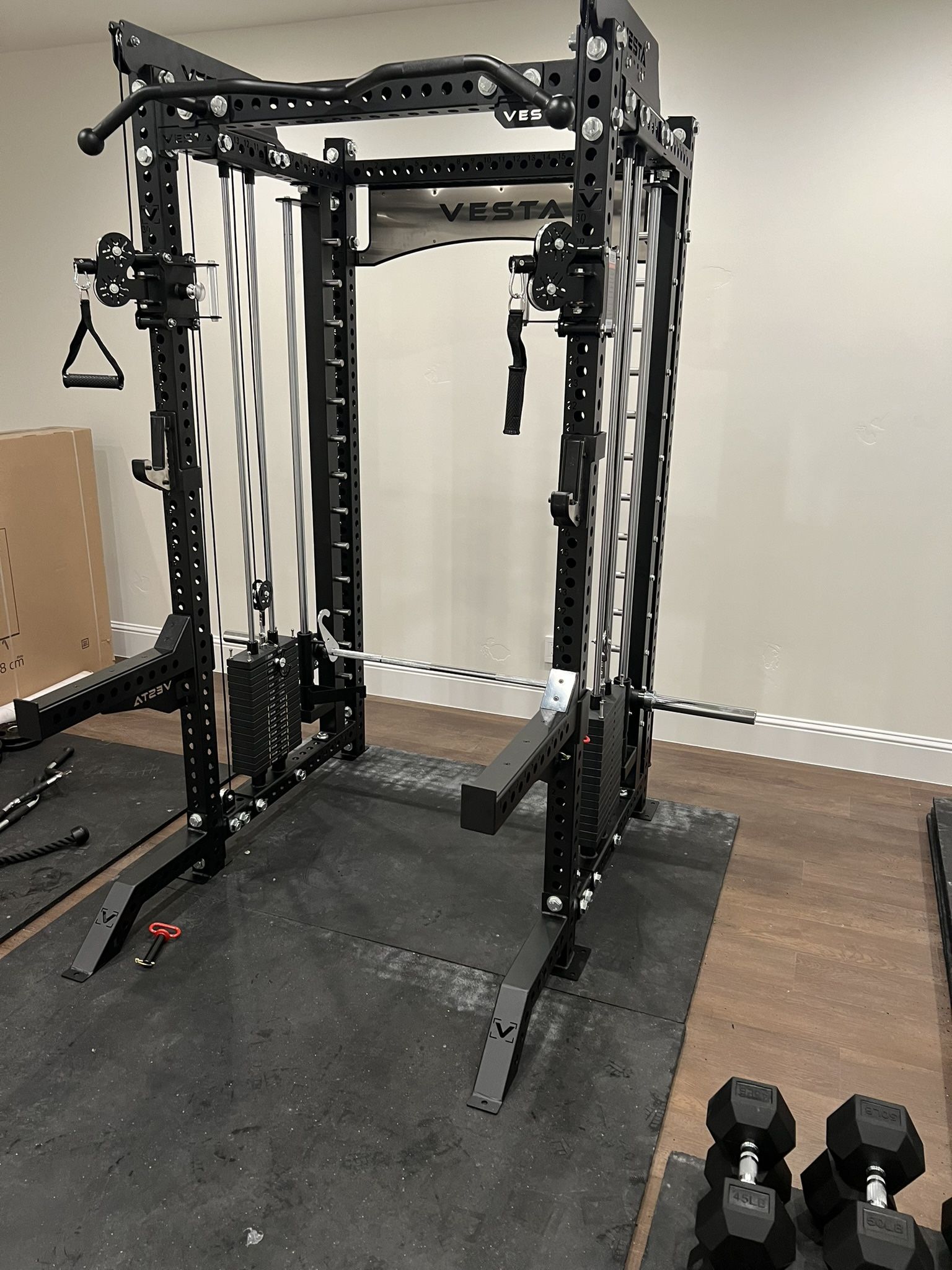 COMMERCIAL SMITH MACHINE/ POWER CAGE/ ADJUSTABLE PULLEY SYSTEM