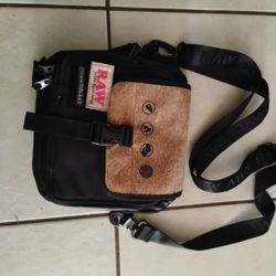 RAW Crossbody Day Bag