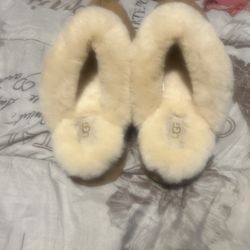 Ugg slipper