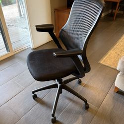 Knoll Office Chair - Free 