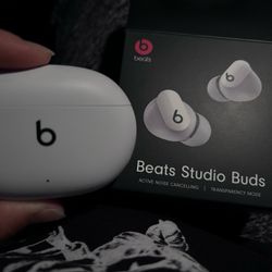 Beats Studio Buds