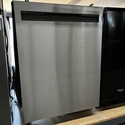 KitchenAid Stainless Steel Built In 24” Dishwasher 