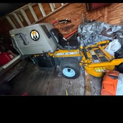 2019 Walker MowerS18  36 In.deck Bager Low Hrs