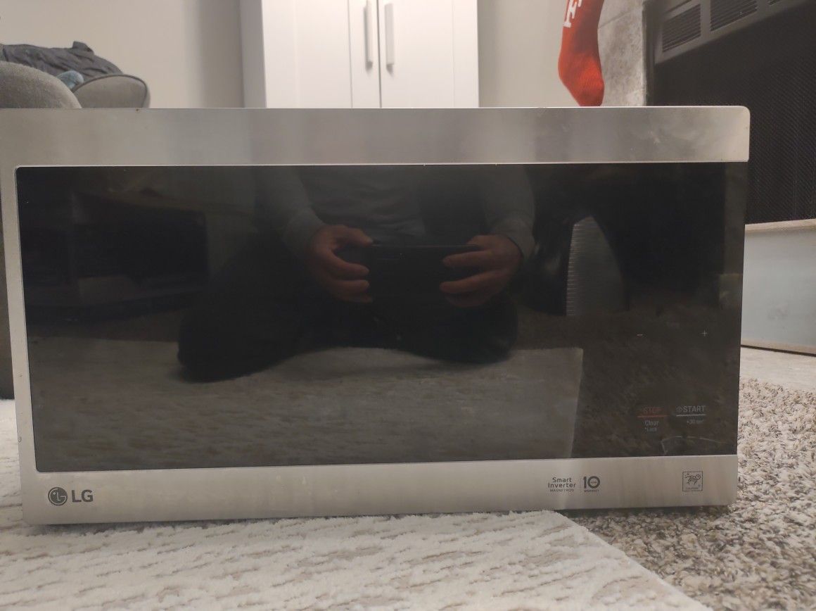 LG Microwave