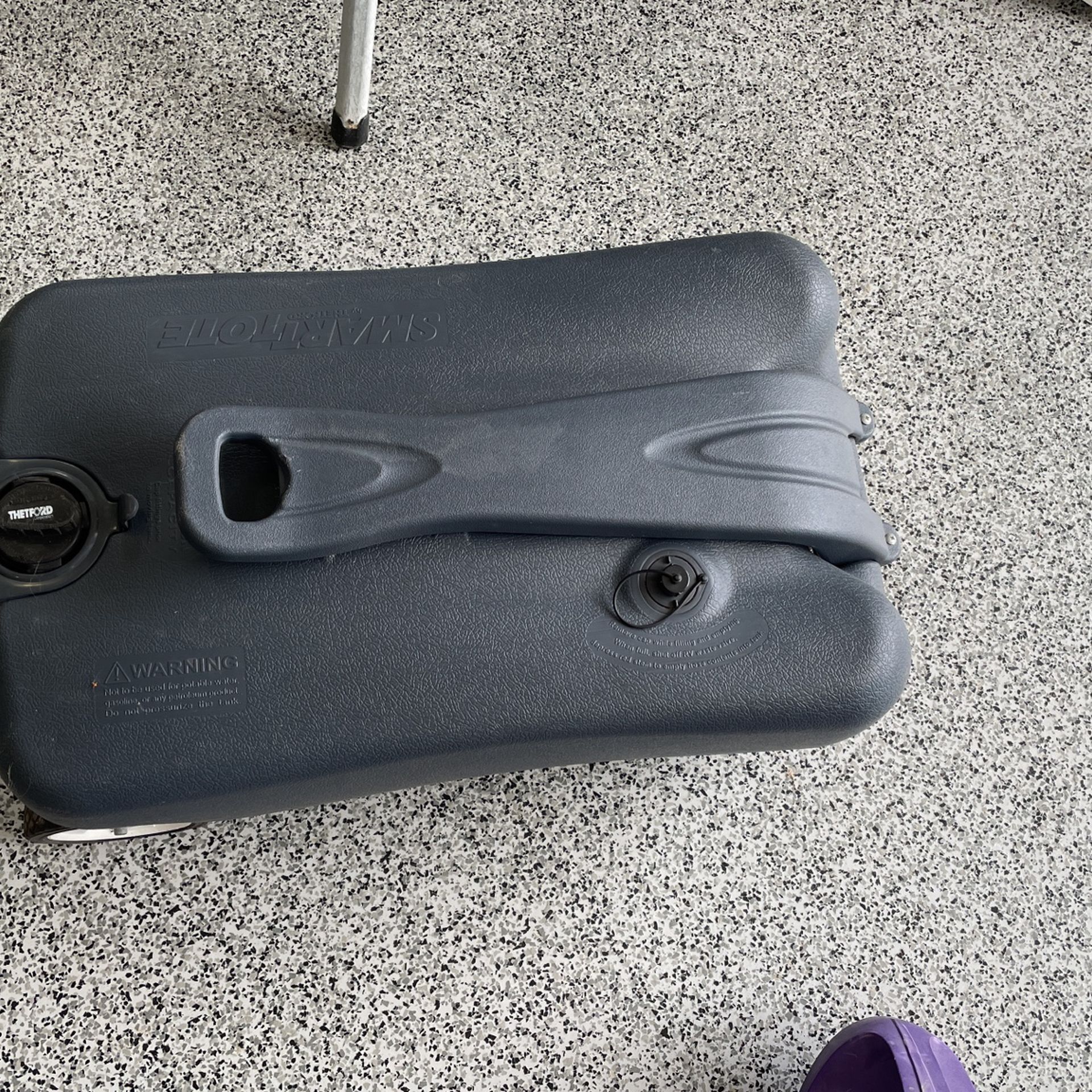 Smart tote (thetford)