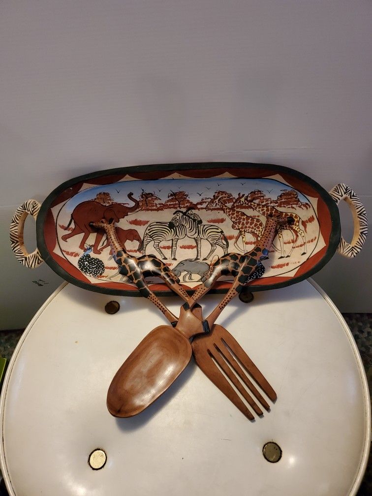 Decorative Oblong Shape Bowl With Fork And Spoon