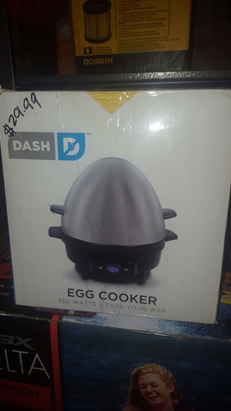 Dash 350 watt egg cooker brand new