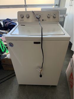 Maytag Centennial Drying Machine - gas