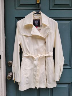 Vince Camuto Women's M Cream Belted Trench Coat Asymmetrical Zip Gold NWOT