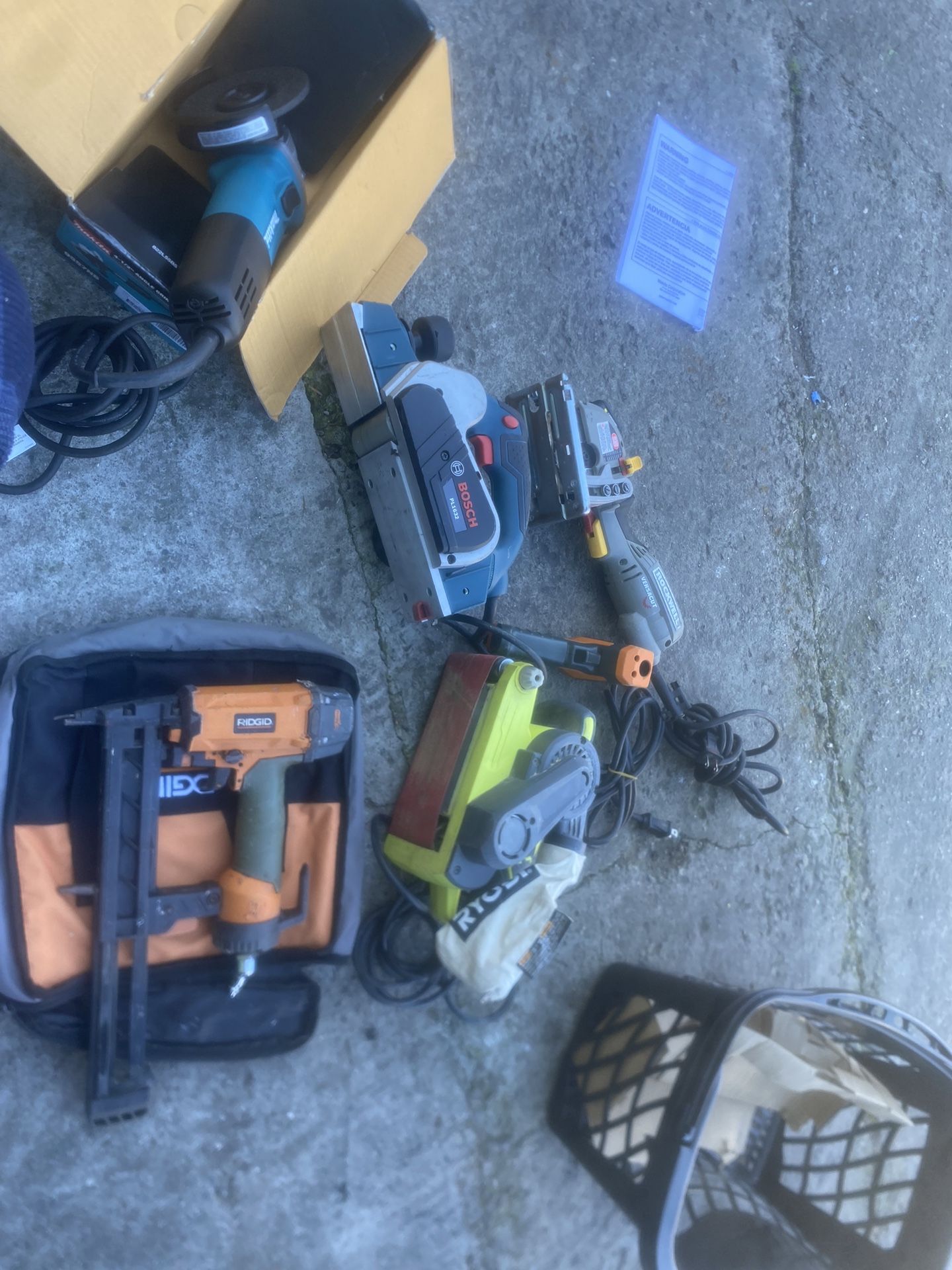 Cosas Eléctricas De Marcas Diferentes Todo Junto