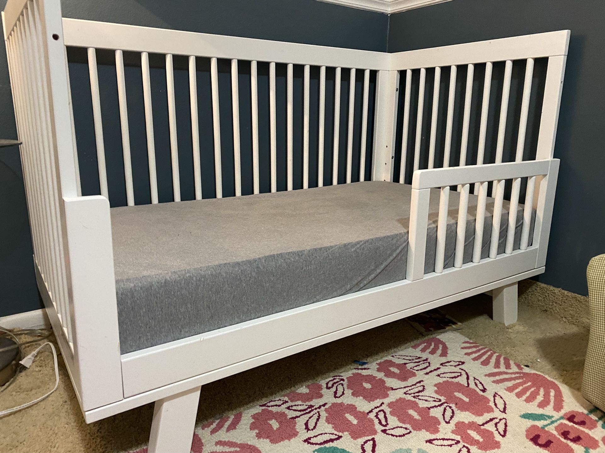 Convertible Crib / Toddler Bed