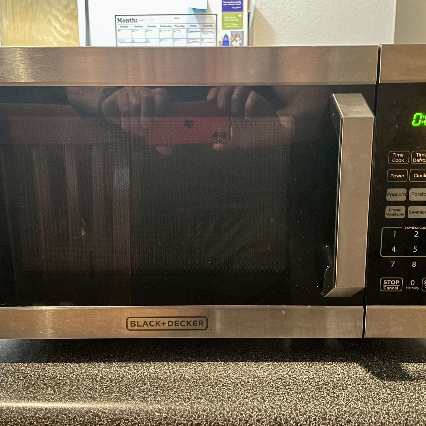 Like New BLACK DECKER Digital Microwave Oven $75 for Sale in Phoenix, AZ -  OfferUp