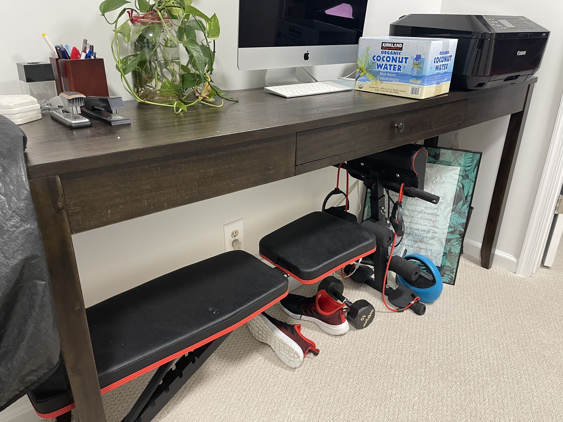 Breakfast Table To Be Used With Stools