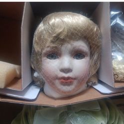 Porcelain Handcrafted Doll RUSS Victorian Grace #9015 Erica 