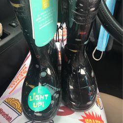 Boy Rain boots 